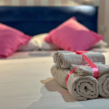 Santo Apartment In Trastevere Rzym Zewnętrze zdjęcie